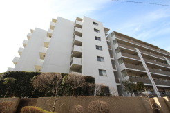 横浜市青葉区荏田町