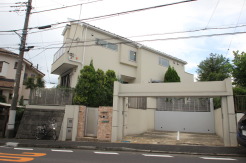 横浜市青葉区市ケ尾町