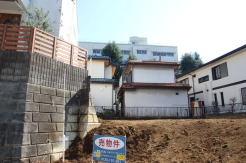 横浜市青葉区美しが丘５丁目
