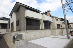 横浜市青葉区荏子田１丁目