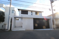 横浜市青葉区美しが丘２丁目