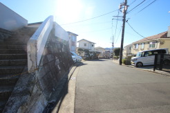 横浜市青葉区市ケ尾町