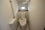 １階のトイレです