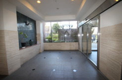 横浜市青葉区荏田北1丁目